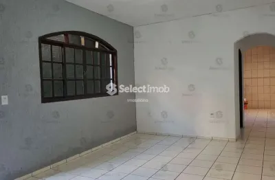 Casa com 2 quartos para alugar na Rua Flávio Luís Fialho de Araújo, --, Jardim Hélida, Mauá