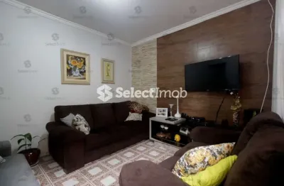 Casa com 2 quartos à venda na Avenida Dom José Gaspar, --, Matriz, Mauá