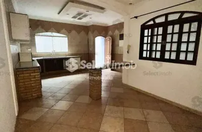 Casa com 3 quartos à venda na Rua Laurindo Alves da Rocha, --, Jardim Guapituba, Mauá