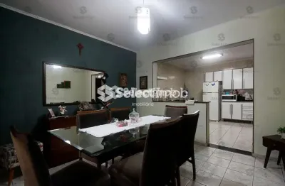 Casa com 3 quartos à venda na Rua Curaça, --, Parque das Américas, Mauá