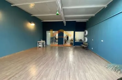 Imperdível oportunidade de adquirir uma casa com 2 quartos e 2 vagas em americana-sp!