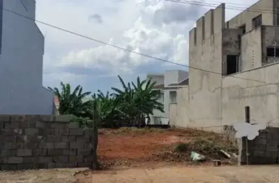Terreno à venda em americana-sp no residencial horto florestal jacyra i com 300,00 m² de área.
