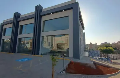 Salão comercial para locação em americana-sp, jardim são paulo: 2 banheiros, 3 vagas de garagem, 106m² de área