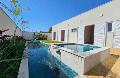 Casa de luxo em condomínio no parque fortaleza, nova odessa-sp: 3 quartos, 3 suítes, 5 banheiros, 6 vagas de garagem.