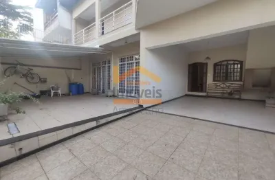 Casa com 4 quartos à venda no Parque Novo Mundo, Americana 