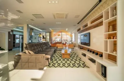 Casa de luxo em condomínio de alto padrão em são pedro-sp, no bairro mariluz: 3 quartos, 3 suítes, 3 salas, 4 banheiros, 4 vagas, 398m².