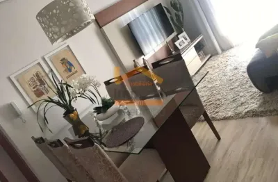 Lindo apartamento com dois quartos sendo uma suite sala e sala de jantar cozinha planejada