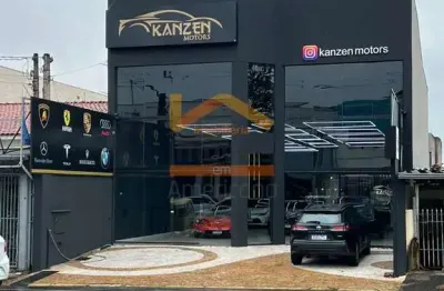 Salão comercial para locação em americana-sp, no jardim girassol: 1 sala, 2 banheiros, 4 vagas de garagem, 270m² de área. venha conferir!