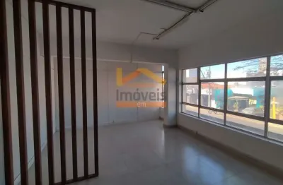 Locação de sala comercial de 93m² no jardim girassol em americana-sp com 3 salas e vaga de garagem