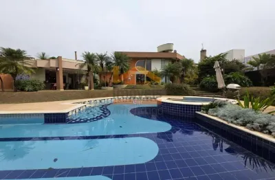 Casa de alto padrão no vale das paineiras: 5 quartos, 5 suítes, 3 salas, 7 banheiros, 4 vagas de garagem, 750m² - americana-sp.