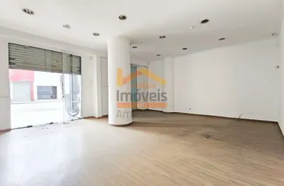 Salão comercial de alto padrão para locação no centro de americana-sp: 3 salas, 3 banheiros, 155m² de área