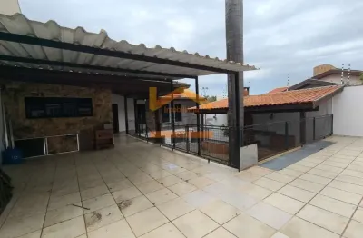 Casa para locação no bairro Werner Plaas, Americana-SP: 4 quartos, 2 salas, 3 banheiros, 4 vagas, 280m². Venha conhecer!