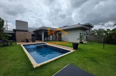 Imóvel de alto padrão: Casa em condomínio na Estância Hípica, Nova Odessa-SP, 4 quartos e 4 suítes, 250m². Venda ou locação!