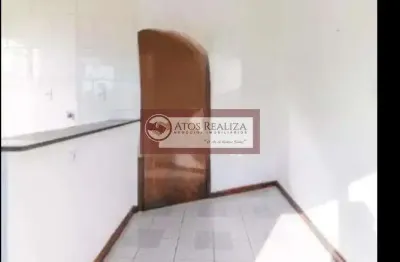 Alugo sobrado com entrada compartilhada no jd satélite -são paulo. com sala, cozinha, banheiro, área de serviço, r$ 1.250. obs: com  vaga de garagem r$ 1.450,00 agende uma visita.
