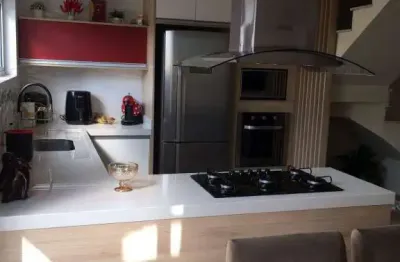 Sobrado em condomínio com 3 dormitórios e 2 vagas - vila osasco.