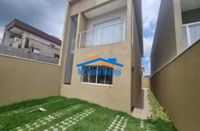 Casa nova em condomínio sendo 3 dormitórios e piscina - santana de parnaíba