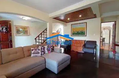 Excelente sobrado, 2 dorm. + edicula - 2 vagas - cidade das flores