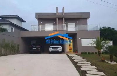 Linda casa em condomínio 611m² com 3 suítes no cond. santa maria.