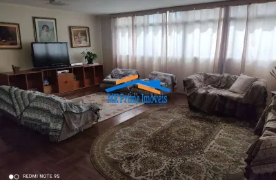 Apartamento 190m² com 3 dormitórios sendo 1 suíte em perdizes.