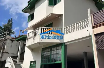 Sobrado em condominio fechado, chácara pavoeiro, cotia.