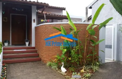 Belíssimo sobrado em monte alegre do sul. são paulo