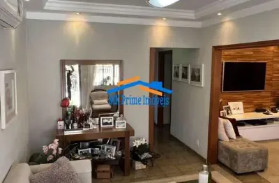 Impecável sobrado com 03 dormitórios sendo 1 suíte,  219 m² área construída