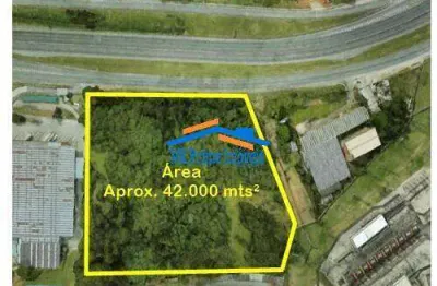 Área/terreno aprox. 42.000 mts² - as margens da rod. anhanguera próx. a sp