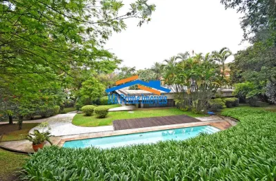 Casa com terreno de 3.100m² na região da cidade jardim/sp