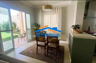 Casa a venda  em condomínio com 168m, 03 quartos na granja viana.