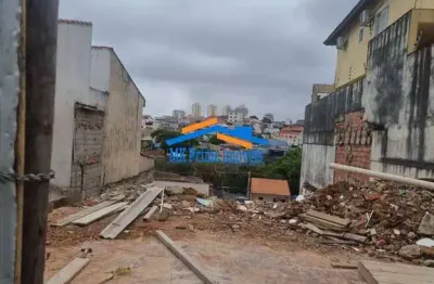Sobrados novos em construção sendo 3 suítes e 4 vagas no bela vista.