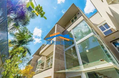 Casa com 4 suítes, 424,76 a/c, elevador, 4 vagas, jardim cordeiro!