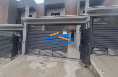 Sobrados novos sendo 2 suítes, 3 vagas no jd das flores.