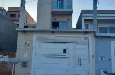 Sobrado com 3 dormitórios e 2 banheiros à venda, 205 m² - jandira.