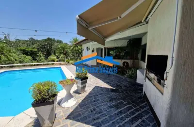 Cond. granja do lago com piscina e ampla infraestrutura.