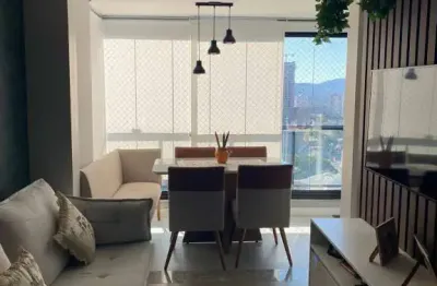 Maravilhoso apartamento 3 suítes 2 vagas totalmente mobiliado.