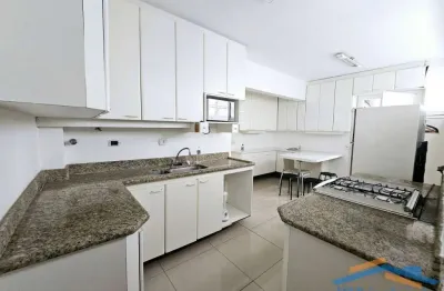 Apartamento com 3 quartos e 3 banheiros à venda, 134m² por r$ 1.600.000,00