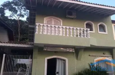 Sobrado 300m² sendo 190m² de área const. - granja viana.