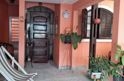 Excelente casa térrea com 3 dormitórios no jd santo antônio osasco sp