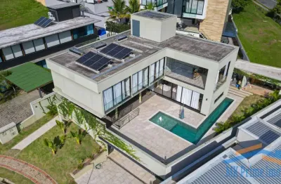 Casa em condomínio no itahyê com 4 suítes-santana de parnaíba- sp