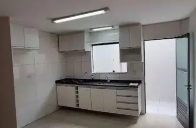 Sobrado em condomínio no bairro jardim veloso - 2 dormitórios