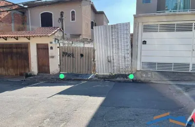 Terreno à venda na Rua Noêmia, Vila Esmeralda, Jandira