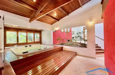 Casa em condomínio fechado com 5 quartos à venda na Rua São Lourenço, Águas da Fazendinha, Carapicuíba