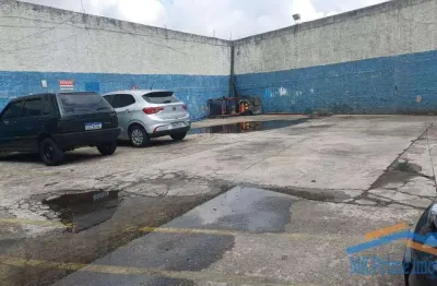 Terreno à venda na Avenida Dolores Lupiano Moioli, Veloso, Osasco