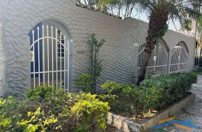 Casa com 5 quartos à venda na Avenida Antônio de Souza Noschese, Parque Continental, São Paulo