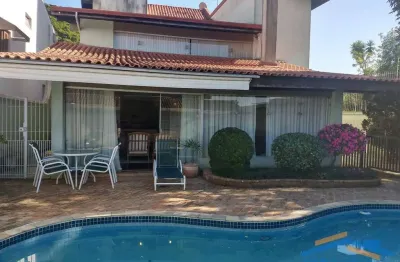 Casa à venda, 336 m², com 3 quartos, suíte, piscina  parque dos príncipes