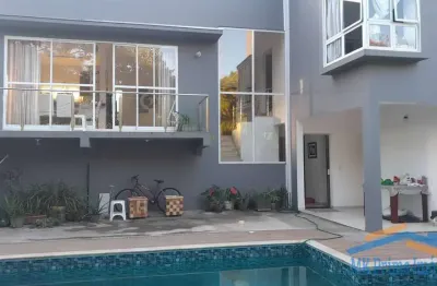 Casa de condomínio 180m2, com 3 dormitórios em cotia/sp.