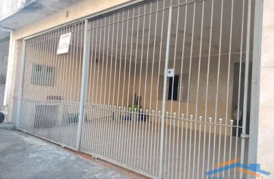Casa térrea com 120m², 2 quartos, 2 banheiros jardim roberto em osasco