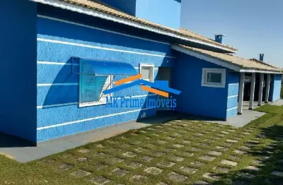 Imóvel de alto padrão: 3 dormitórios, suíte, forno de pizza e muito mais.
