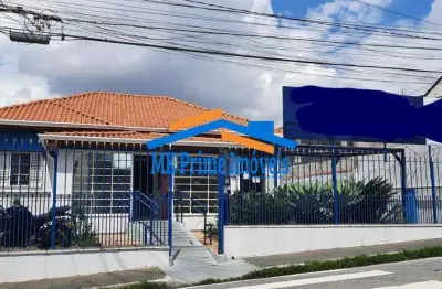 Vende casa térrea com 510m² de terreno e 250m² de a.c- carapicuiba/sp