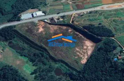 Área 150.000m² c/ platô de 100.000m² frente para pista p/ venda em cotia/sp